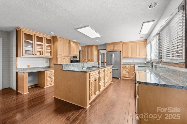 1202 Pineview Street, Albemarle, NC 28001