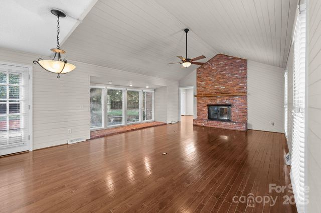 1202 Pineview Street, Albemarle, NC 28001