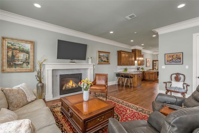 3025 Newberry Lane, Shreveport, LA 71106