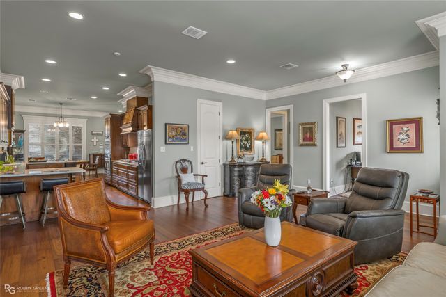 3025 Newberry Lane, Shreveport, LA 71106