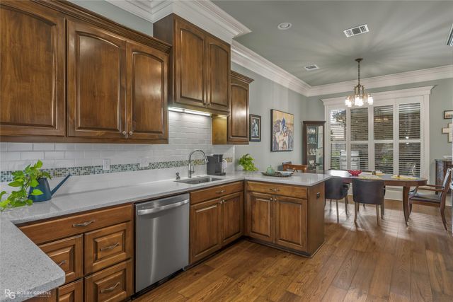 3025 Newberry Lane, Shreveport, LA 71106