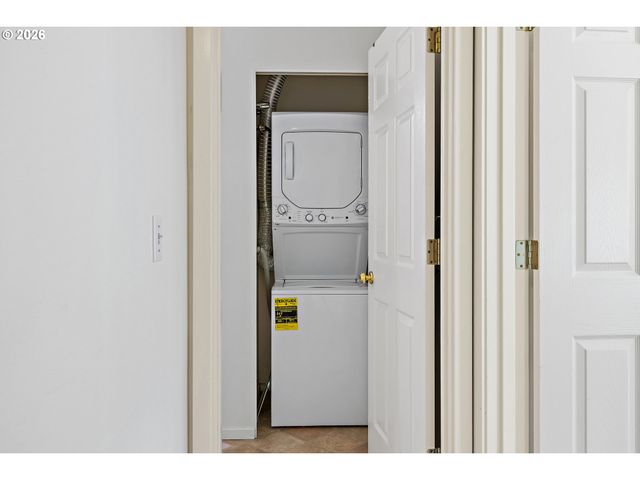 1710 S HARBOR Way 401, Portland, OR 97201