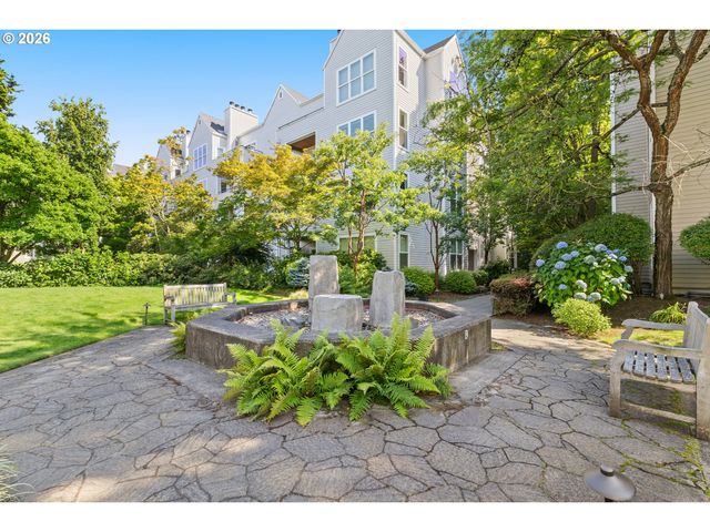 1710 S HARBOR Way 401, Portland, OR 97201