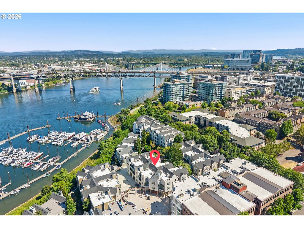 1710 S HARBOR Way 401, Portland, OR 97201