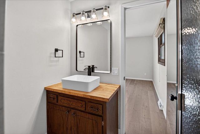 499 Hyland Drive, Stoughton, WI 53589