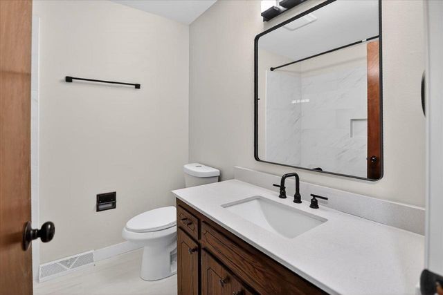 499 Hyland Drive, Stoughton, WI 53589