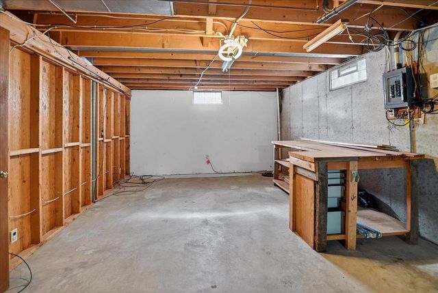 499 Hyland Drive, Stoughton, WI 53589