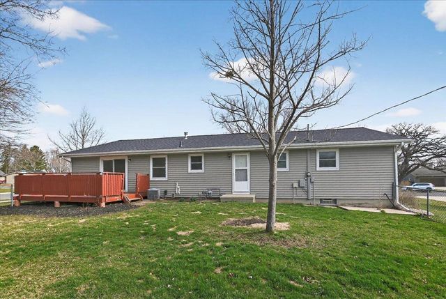 499 Hyland Drive, Stoughton, WI 53589