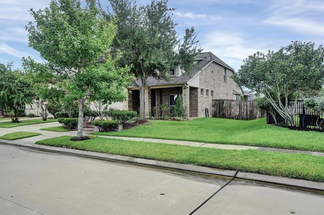 18735 Waketon Drive, Cypress, TX 77433
