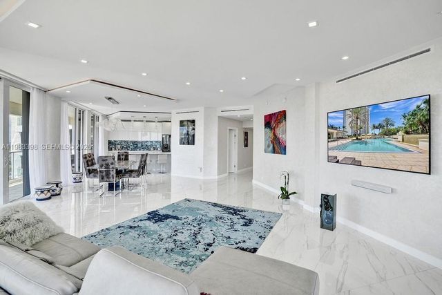 2800 Island Blvd 3005, Aventura, FL 33160