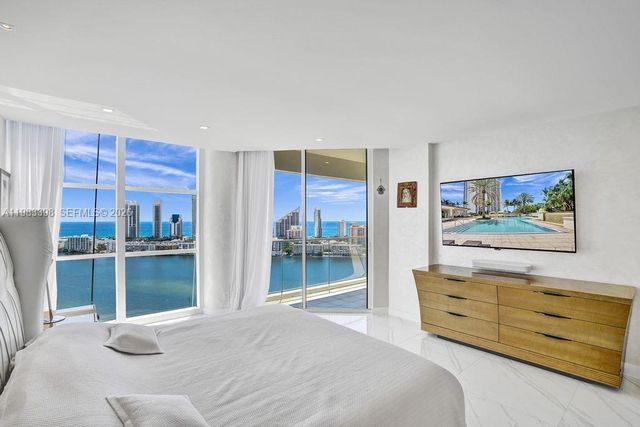 2800 Island Blvd 3005, Aventura, FL 33160