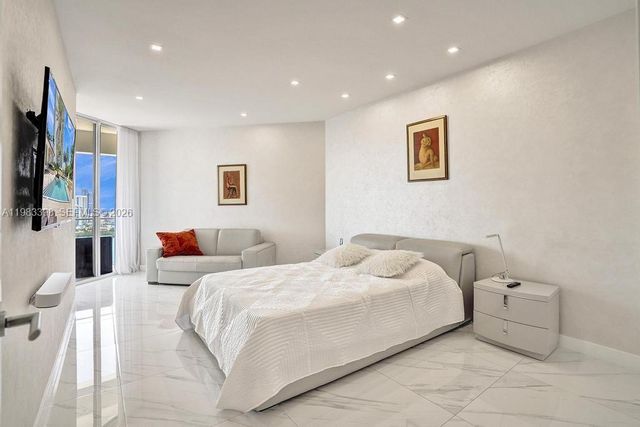 2800 Island Blvd 3005, Aventura, FL 33160