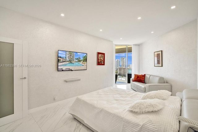 2800 Island Blvd 3005, Aventura, FL 33160