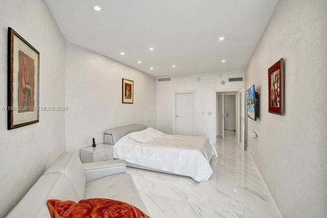 2800 Island Blvd 3005, Aventura, FL 33160