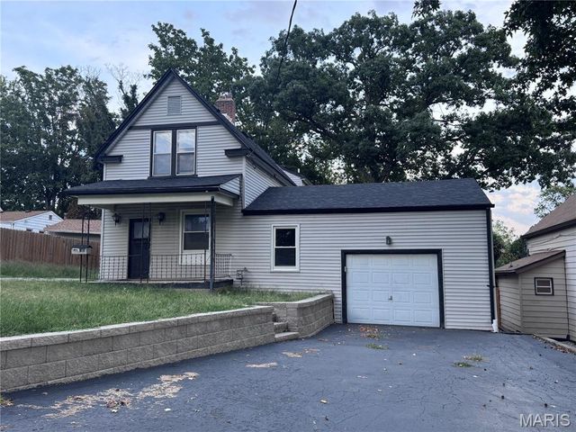 7149 Brompton Square, Maplewood, MO 63143