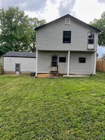 7149 Brompton Square, Maplewood, MO 63143