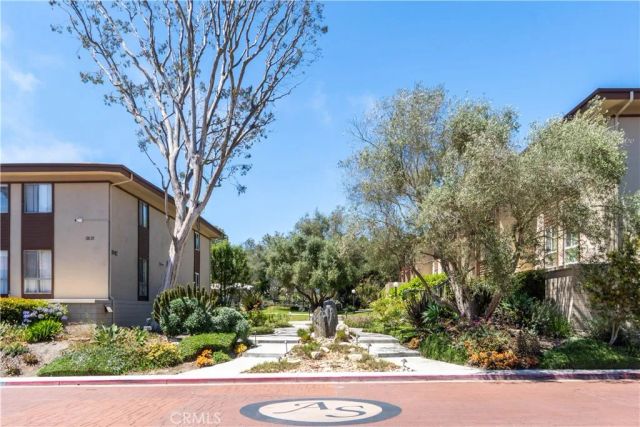 5927 Armaga Spring Road I, Rancho Palos Verdes, CA 90275