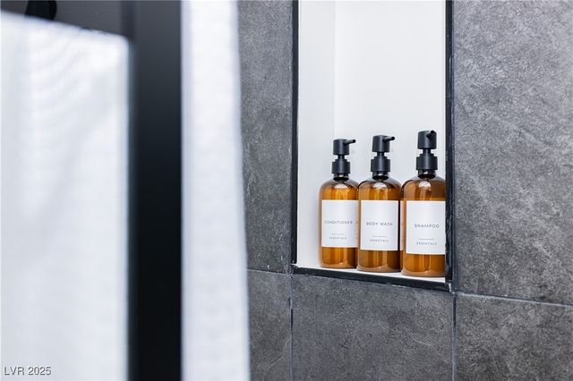 522 East Saint Louis Avenue, Las Vegas, NV 89104