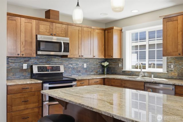 803 Mapleridge Drive, Everson, WA 98247