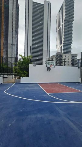 700 NE 24 Street 2803, Miami, FL 33137