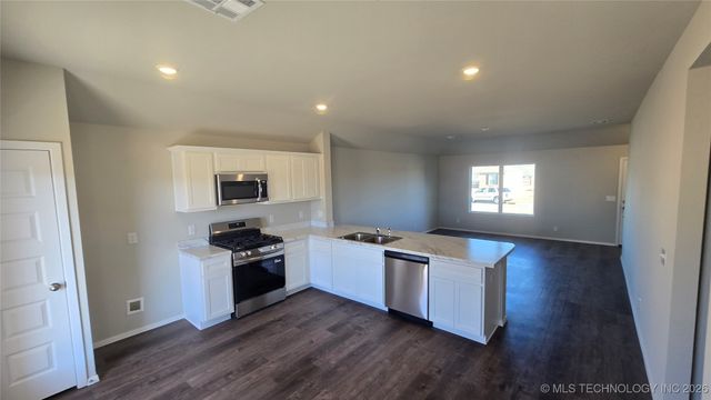 29180 E 79th Street S, Broken Arrow, OK 74014