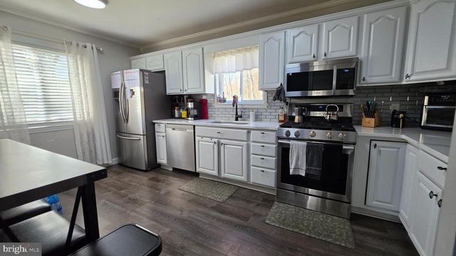 18 PEABODY LA, Hamilton, NJ 08619