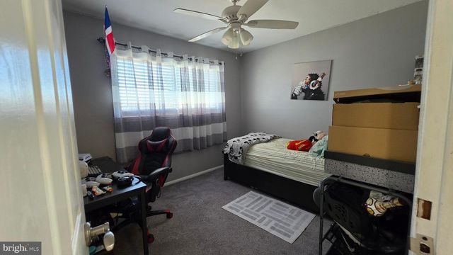 18 PEABODY LA, Hamilton, NJ 08619