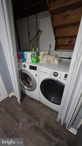 18 PEABODY LA, Hamilton, NJ 08619