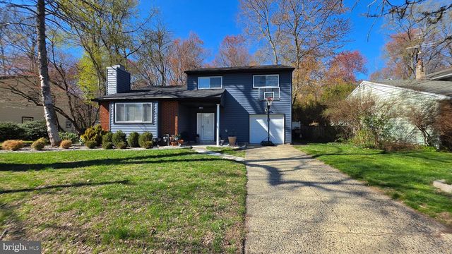 18 PEABODY LA, Hamilton, NJ 08619