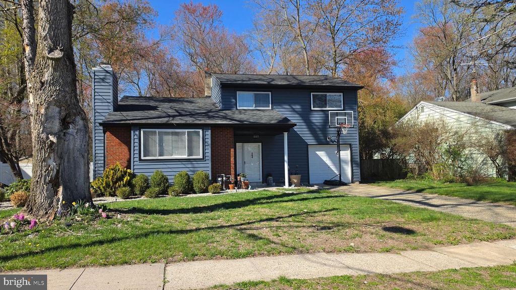 18 PEABODY LA, Hamilton, NJ 08619