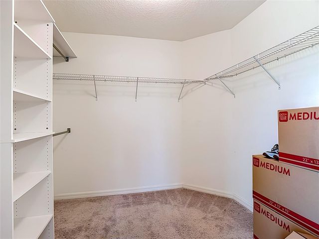 1045 AUGUSTUS DRIVE, Davenport, FL 33896