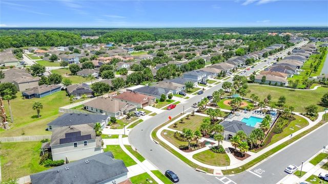 1045 AUGUSTUS DRIVE, Davenport, FL 33896