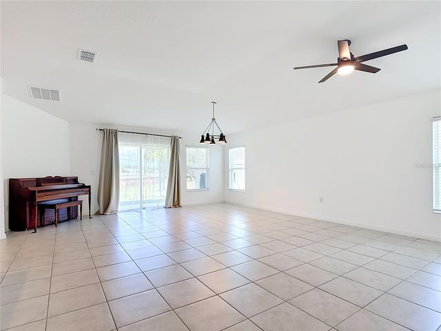 1045 AUGUSTUS DRIVE, Davenport, FL 33896