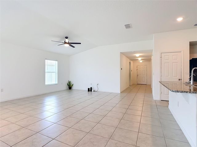 1045 AUGUSTUS DRIVE, Davenport, FL 33896