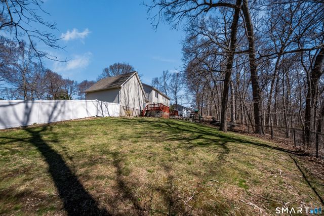 5 Lost Acres Road, Norwich, CT 06360