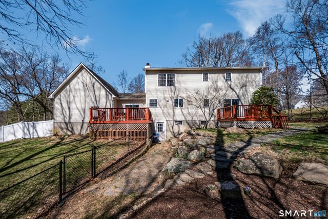 5 Lost Acres Road, Norwich, CT 06360