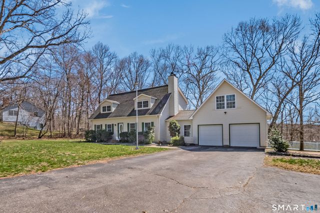 5 Lost Acres Road, Norwich, CT 06360