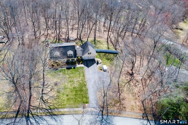 5 Lost Acres Road, Norwich, CT 06360