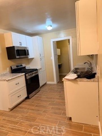 902 E Francis Avenue, La Habra, CA 90631