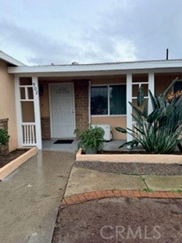 902 E Francis Avenue, La Habra, CA 90631