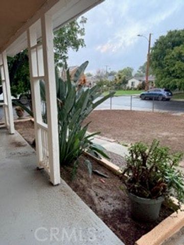 902 E Francis Avenue, La Habra, CA 90631