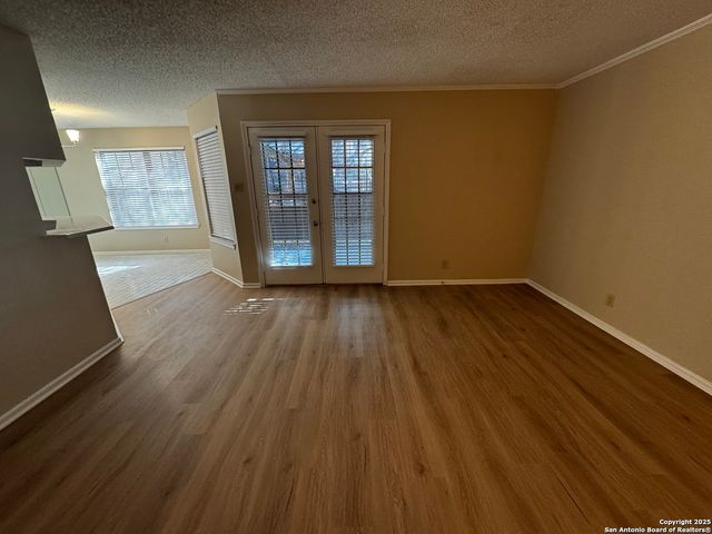 10955 Wurzbach Rd Apt 109, San Antonio, TX 78230