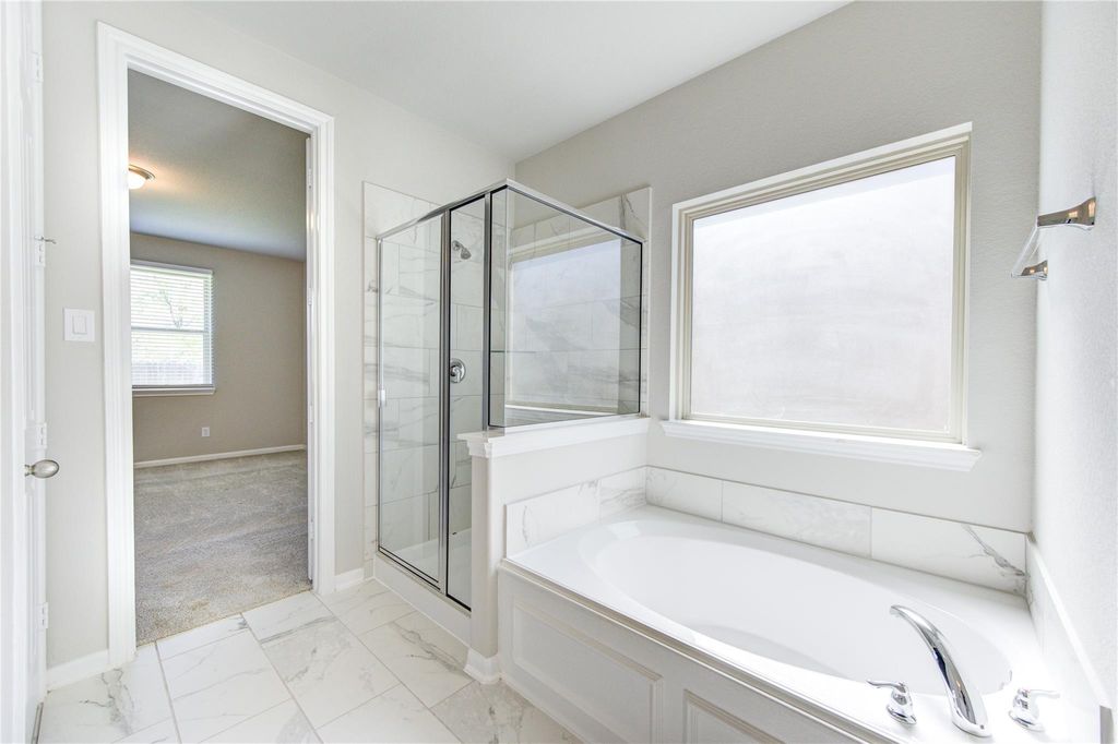 Image 19 of property listing at 9618 Eastern Sky Lane, Richmond, TX 77406