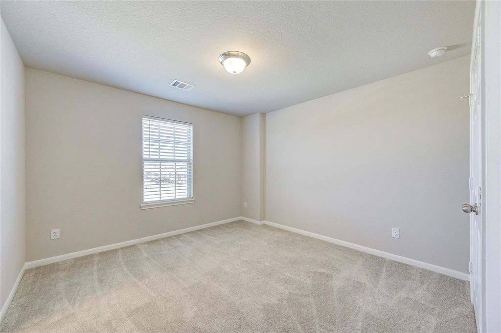 Image 25 of property listing at 9618 Eastern Sky Lane, Richmond, TX 77406