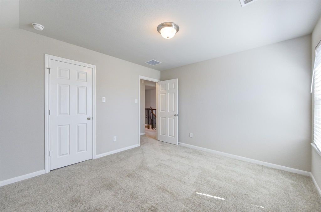 Image 31 of property listing at 9618 Eastern Sky Lane, Richmond, TX 77406