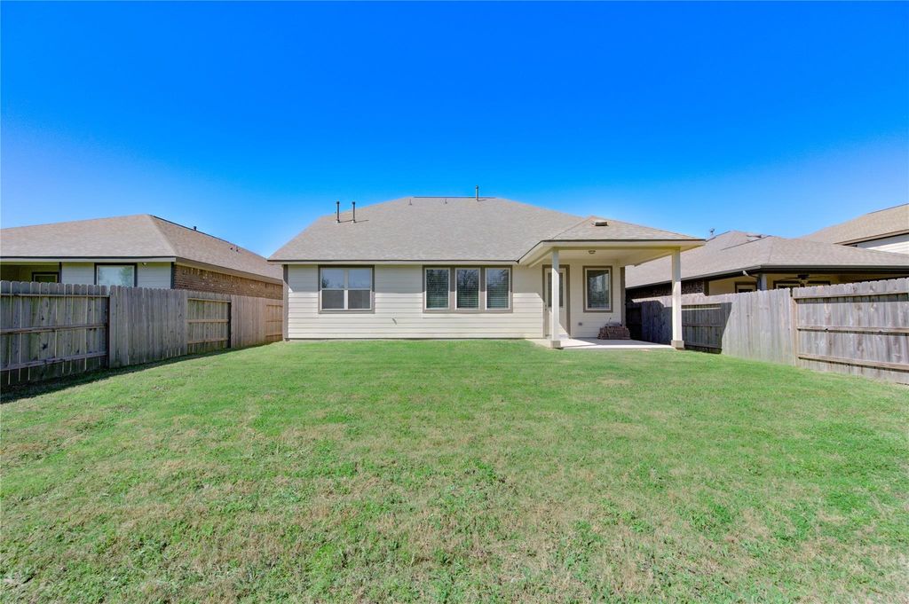 Image 33 of property listing at 9618 Eastern Sky Lane, Richmond, TX 77406