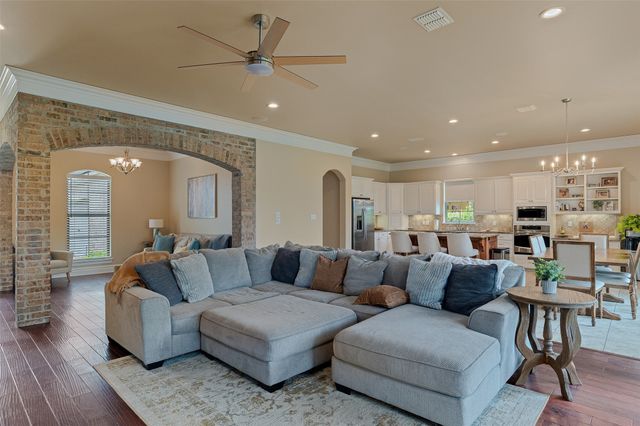684 Picketts Mill Drive, Shreveport, LA 71115