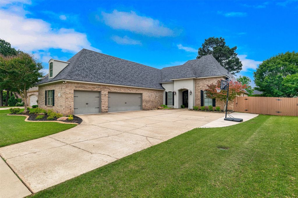 684 Picketts Mill Drive, Shreveport, LA 71115