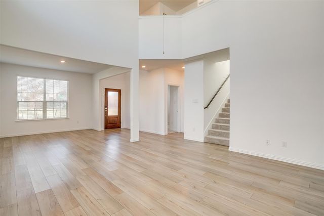2521 Maplehurst Drive, Fort Worth, TX 76179