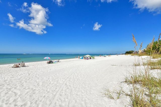 1463 GULF DRIVE N 14, Bradenton Beach, FL 34217